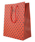 Le rouge a adapté le sac aux besoins du client de cadeau de Noël de sacs en papier avec la corde rouge/mignon imprimé