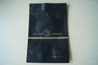 L'emballage noir mat de empaquetage de poche d'aluminium de grain de café, tiennent la valve de dégazage