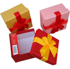 Emballage fait sur commande pourpre de cadeau de boîte/produit nouveau de papier d'imprimerie/boîte de papier pour des vêtements