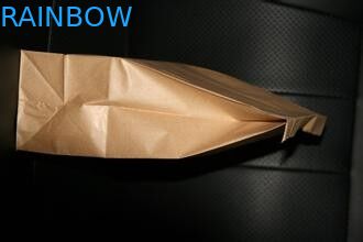 Le logo de Brown a imprimé les sacs en papier adaptés aux besoins du client, emportent tiennent le sac