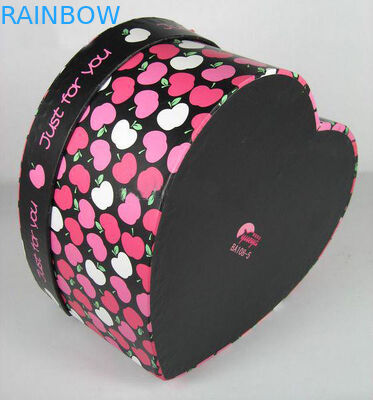 L'emballage coloré de boîte de papier de forme de coeur s'appliquent au cadeau de Saint-Valentin