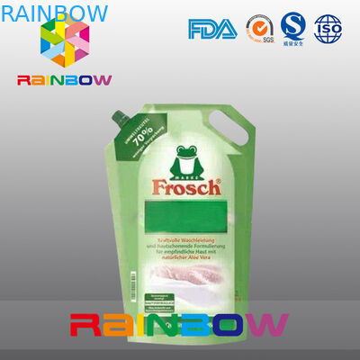 Le papier d'aluminium tiennent la poche de bec avec le trou de main pour l'emballage de détergent de blanchisserie