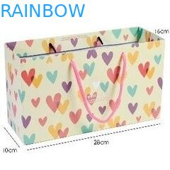 Impression sac à provisions adapté aux besoins du client par Papier d'emballage plat de fille de sacs en papier de poignée du beau avec le coeur