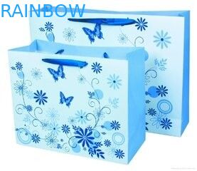 Impression sac à provisions adapté aux besoins du client par Papier d'emballage plat de fille de sacs en papier de poignée du beau avec le coeur