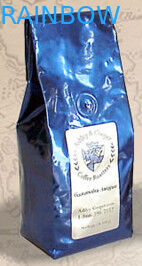 L'empaquetage de sachets en matière plastique de grain de café de papier d'aluminium tiennent le sac avec la valve