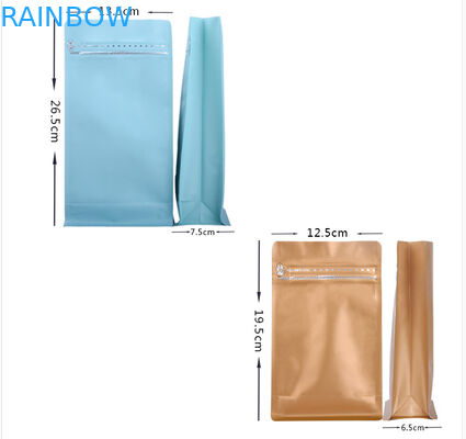 L'empaquetage noir mat réutilisable de sachets en matière plastique tiennent la poche pour le grain de café