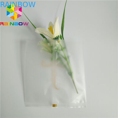 Des sacs en plastique transparents à applications multiples.