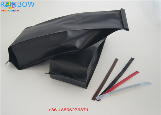 Argentés brillants tiennent la matière plastique d'espace libre de sac d'emballage de papier aluminium de poche