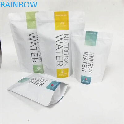 les écrous mélangés faits sur commande de papier d'aluminium d'emballage de poudre de protéine de lait de poule d'écrous se tiennent vers le haut des sacs