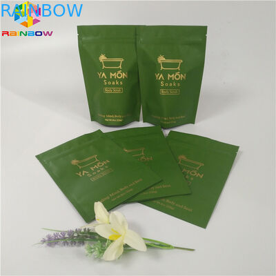 Le corps frottent la crème MOPP VMPET se tiennent vers le haut des sacs de empaquetage