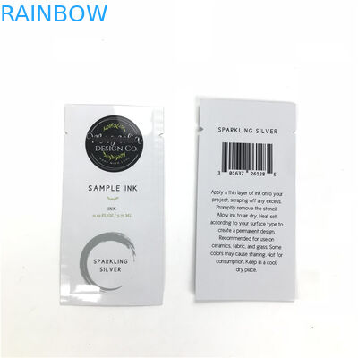 La petite poche jetable adaptée aux besoins du client témoin pour le côté facial du sérum trois d'oeil de détergent a scellé le sachet pour des produits de maquillage