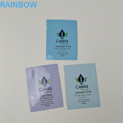 Les collations et les grains de café, petits sacs en feuille pour les échantillons