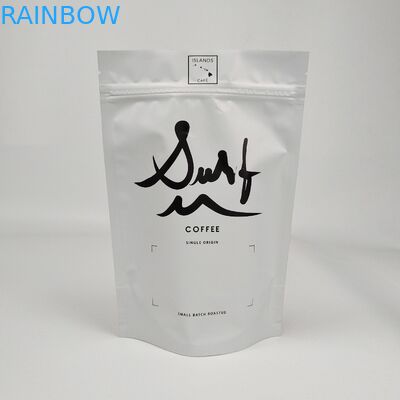 Logo personnalisé Imprimé Snack séché Sacs alimentaires Pommes de terre Chips Sacs d'emballage Foil d'aluminium Fermeture à glissière argent Stand Up Pouch