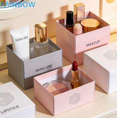 Boîte d'emballage cosmétique biodégradable imprimée sur mesure avec estampage et gravure en or pour boîte cadeau de parfum