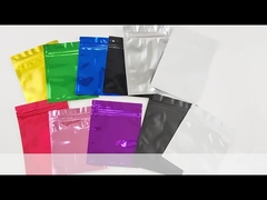 Des sacs Mylar aux couleurs vives