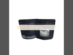Sachets en plastique noir mat avec fenêtre transparente et vernis sélectif UV