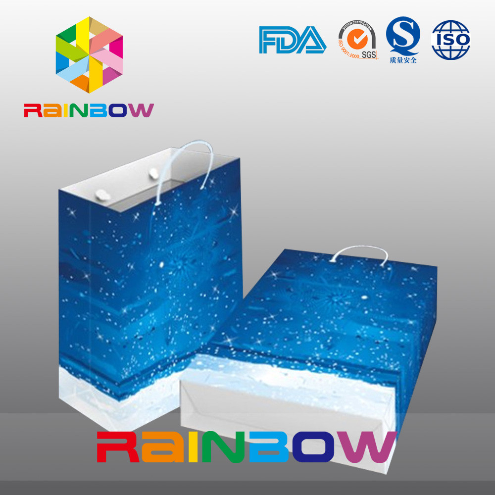 Sacs en papier adaptés aux besoins du client par conception idyllique avec la poignée pour l'achat