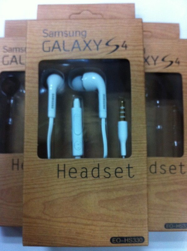 Brown a imprimé l'emballage de boîte de papier pour la boîte d'emballage d'écouteur/casque avec le viseur