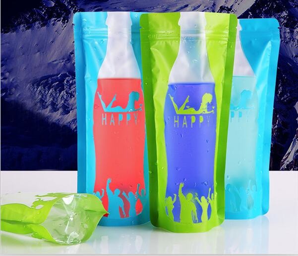 Dégagez les sachets en matière plastique imprimés de boissons d'été empaquetant avec 400ml 500ml 600ml