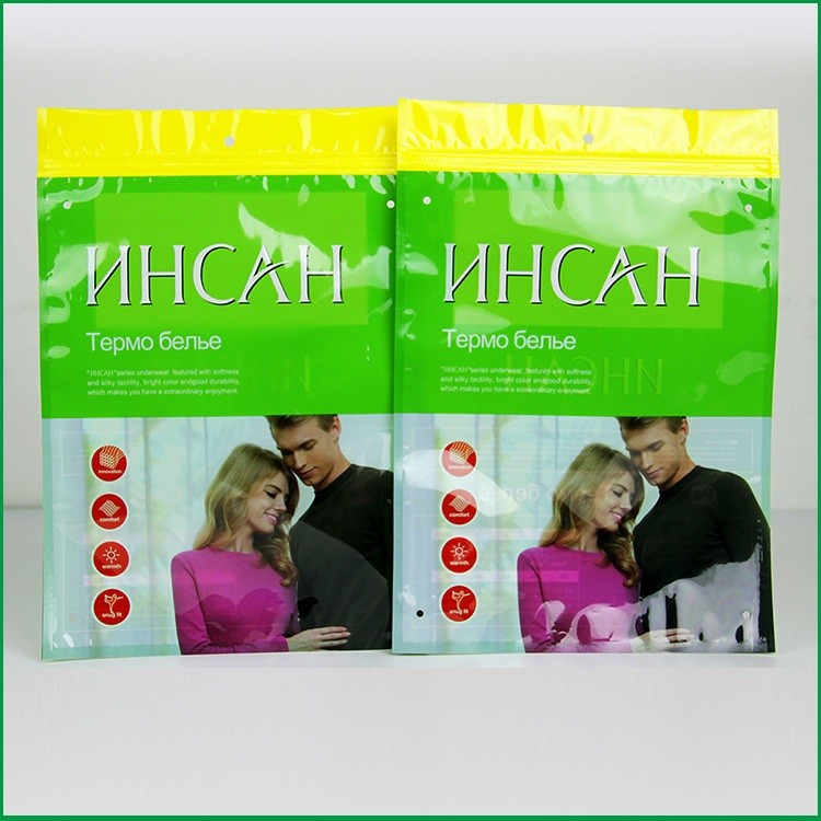 Sachets en matière plastique zip-lock faits sur commande empaquetant le sac de conditionnement en plastique de T-shirt pour des vêtements