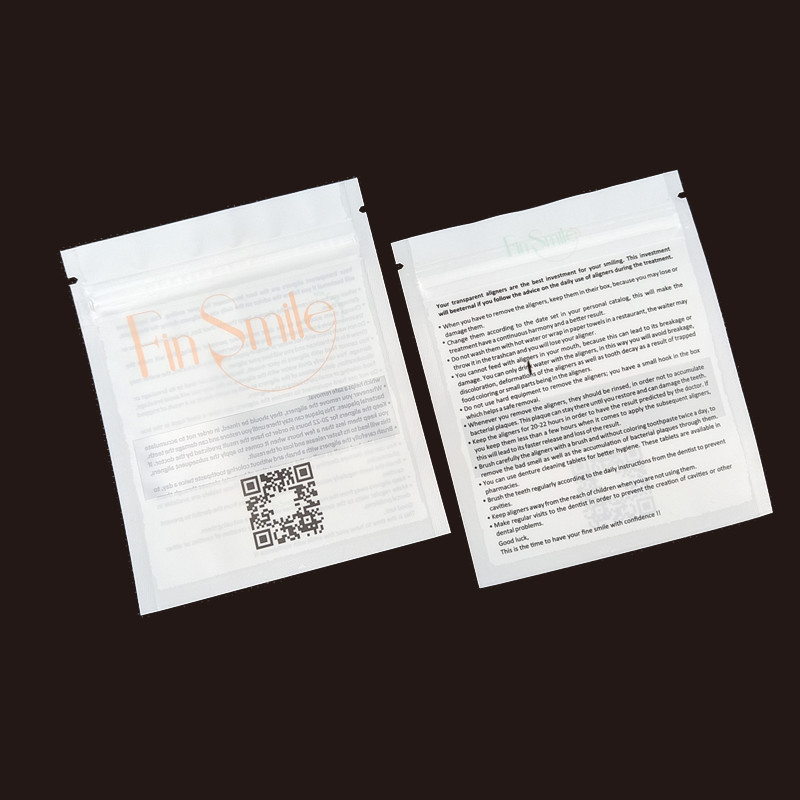 Des emballages d'échantillons de cosmétiques personnalisables de différentes tailles et personnalisables