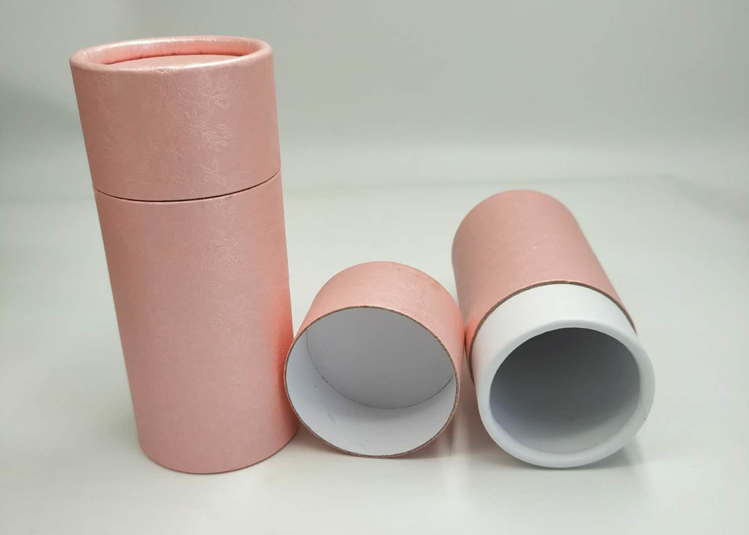 Boîte différente d'emballage de cylindre de taille de coutume pour la nourriture pour poissons de café de thé