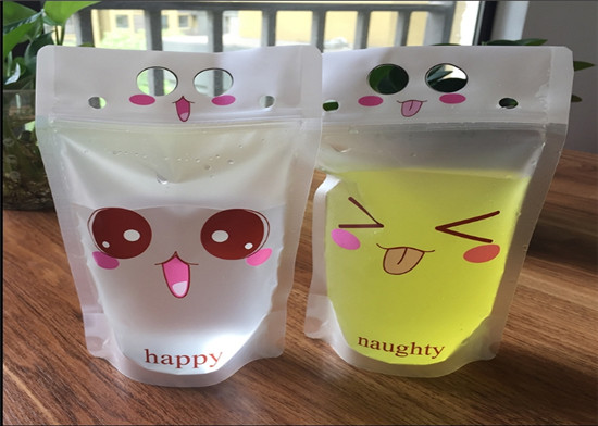 La tirette tiennent des poches Gravnre imprimant l'épaisseur réutilisable de Custume pour le lait