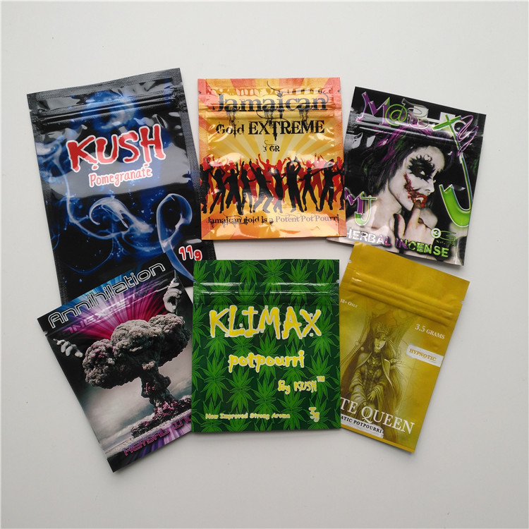 Les petits sachets en matière plastique Gummies comestible d'encens de fines herbes soutient le sac de sucreries de Frogies