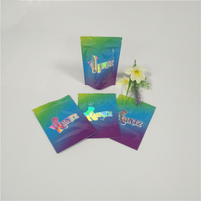 Les plaisanteries faites sur commande de sacs d'emballage de poche d'aluminium de mauvaise herbe de Runtz Mylar marquent des paquets durables