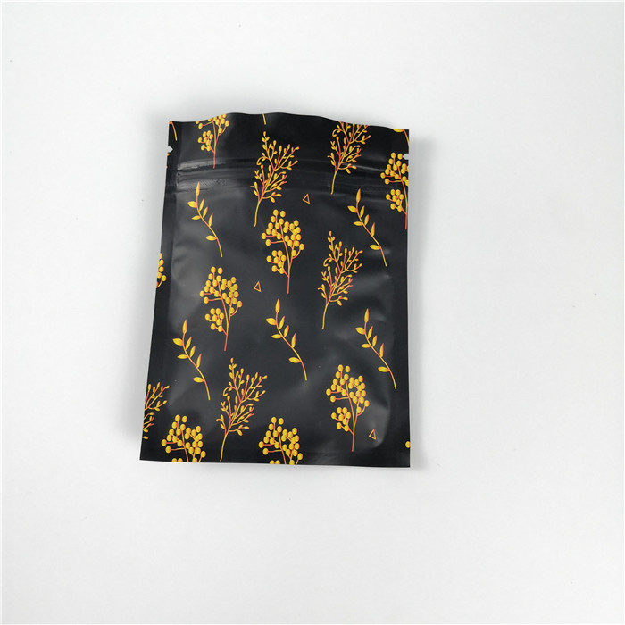 La coutume en plastique de poche de tirette d'emballage de casse-croûte a imprimé les biens de sac scellés trois par côtés