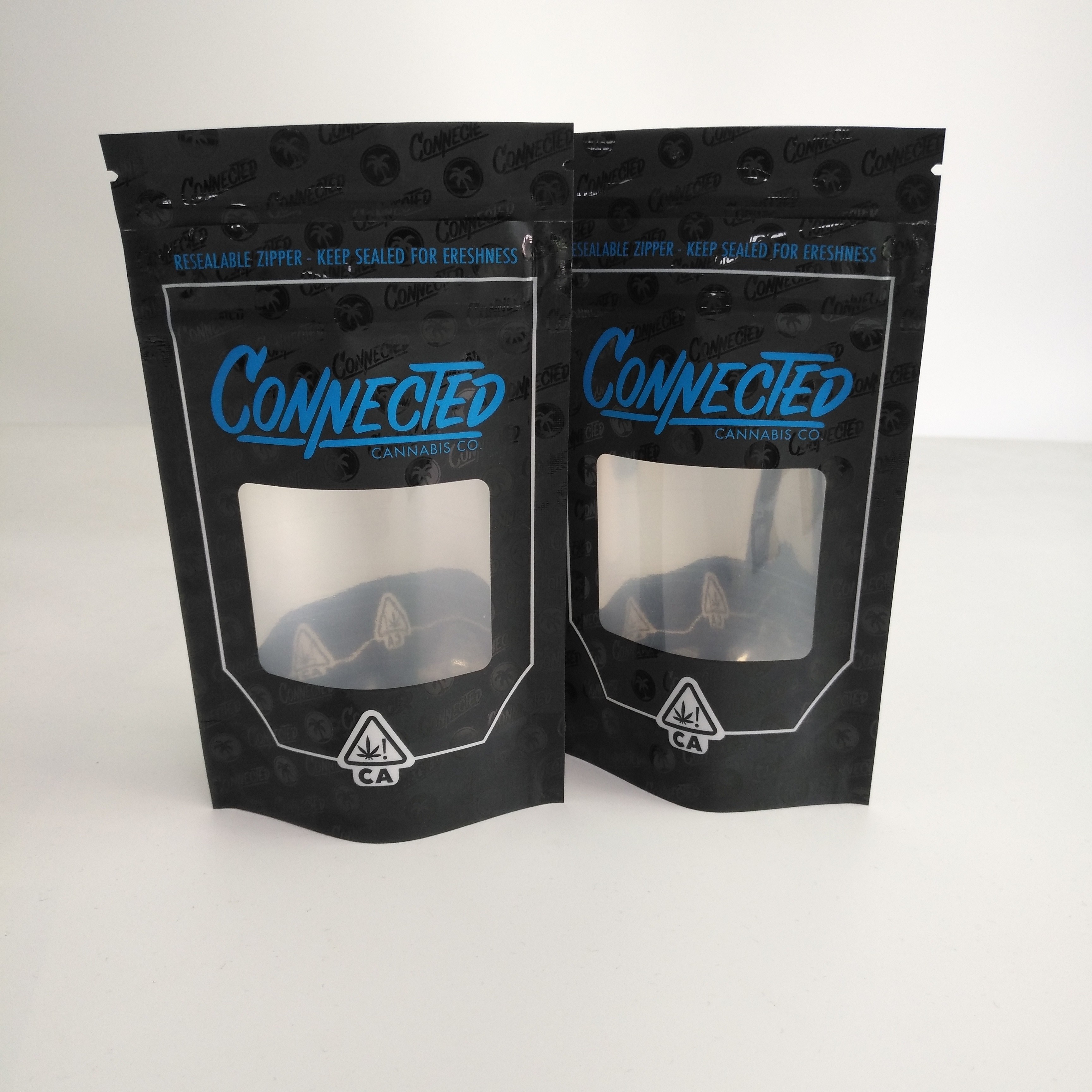 La tirette rescellable de preuve d'odeur tiennent la poche de tirette avec l'aluminium de fenêtre à l'intérieur