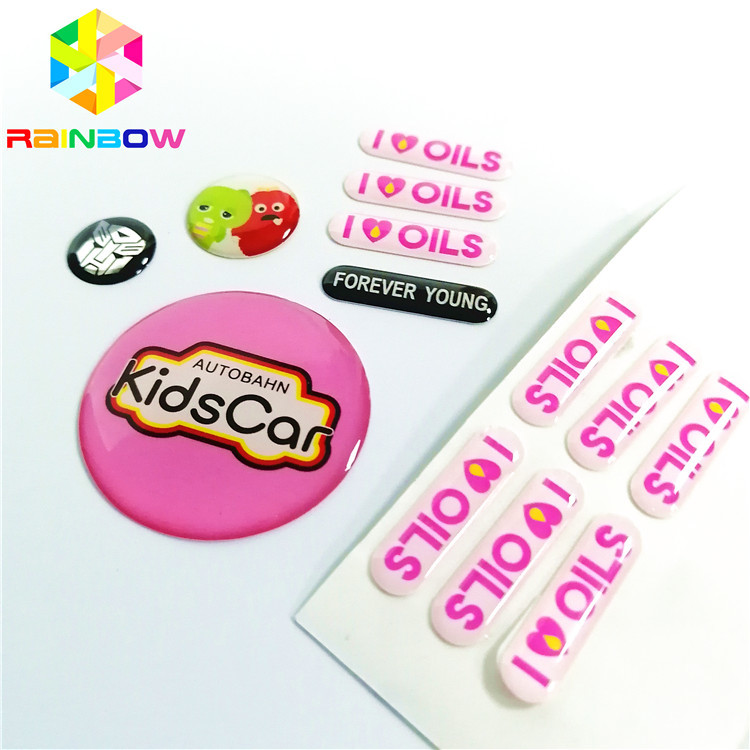 La douille matérielle époxyde de rétrécissement marque l'impression offset avec le coin droit découpé avec des matrices