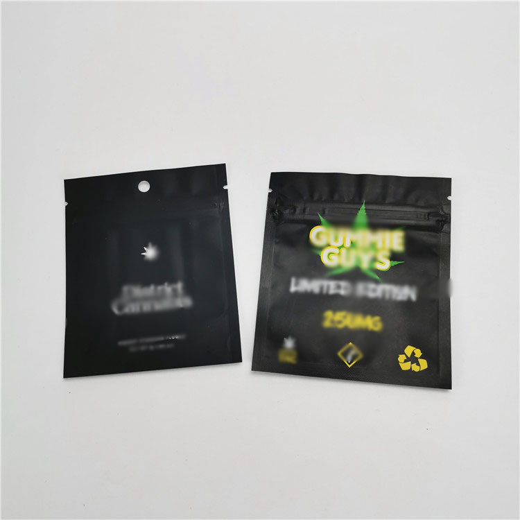 Sachets en matière plastique d'impression de Digital empaquetant le sac de Mylar de sortie pour l'emballage de CBD Gummies