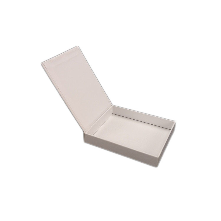 Bijoux empaquetant le boîte-cadeau métallique de papier de stratification de couvercle magnétique
