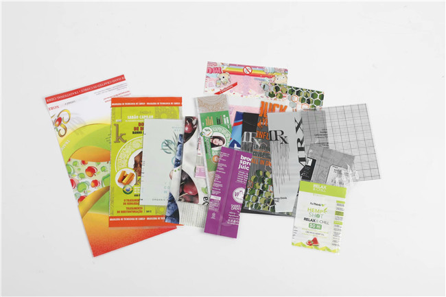 La douille imperméable de rétrécissement d'ANIMAL FAMILIER de PVC marque CMYK pour la bouteille cosmétique