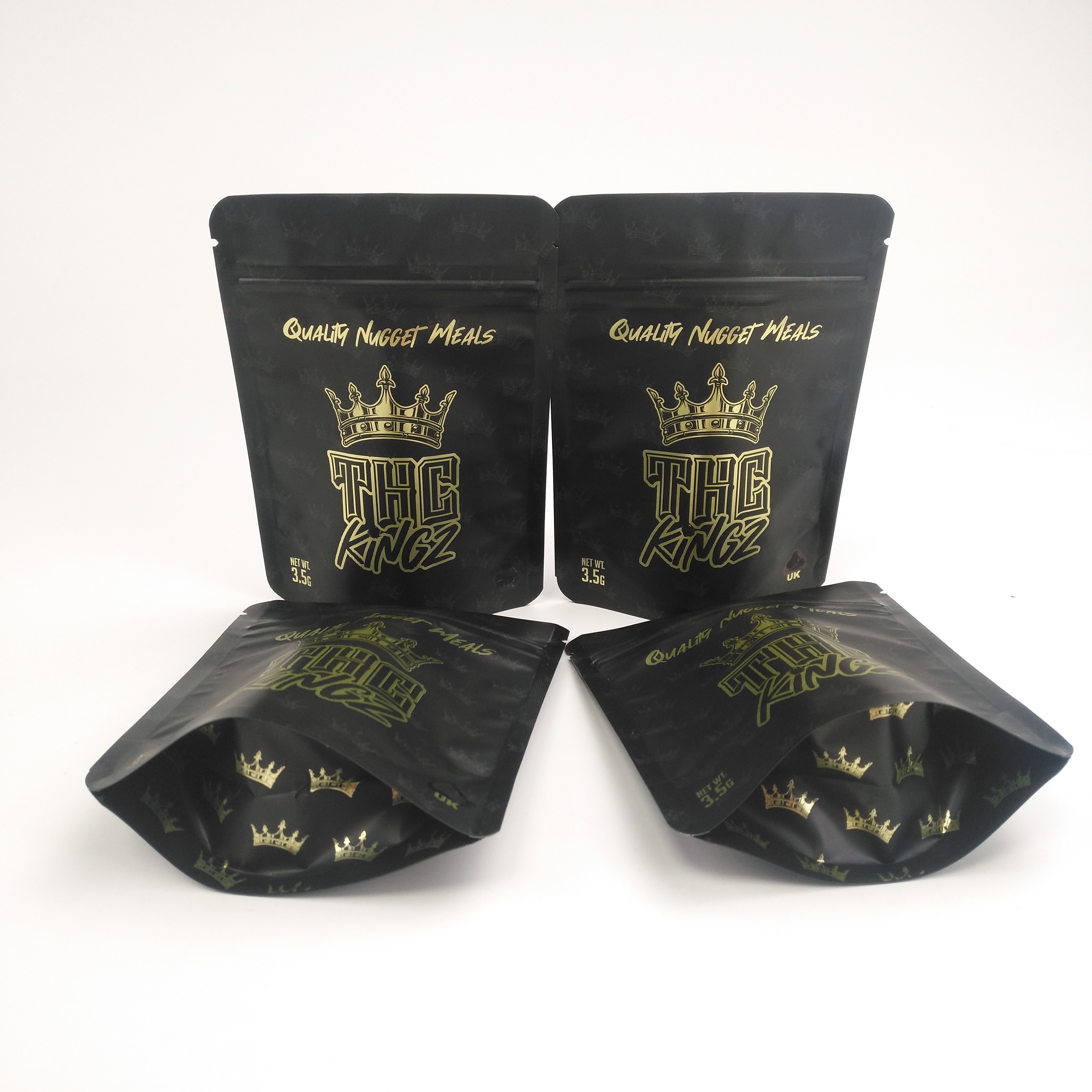 Sac de fines herbes de impression fait sur commande de Mylar d'emballage de Kartom d'huile de Matte Childproof Gold Foil CBD de poche de 3.5g Cannabies