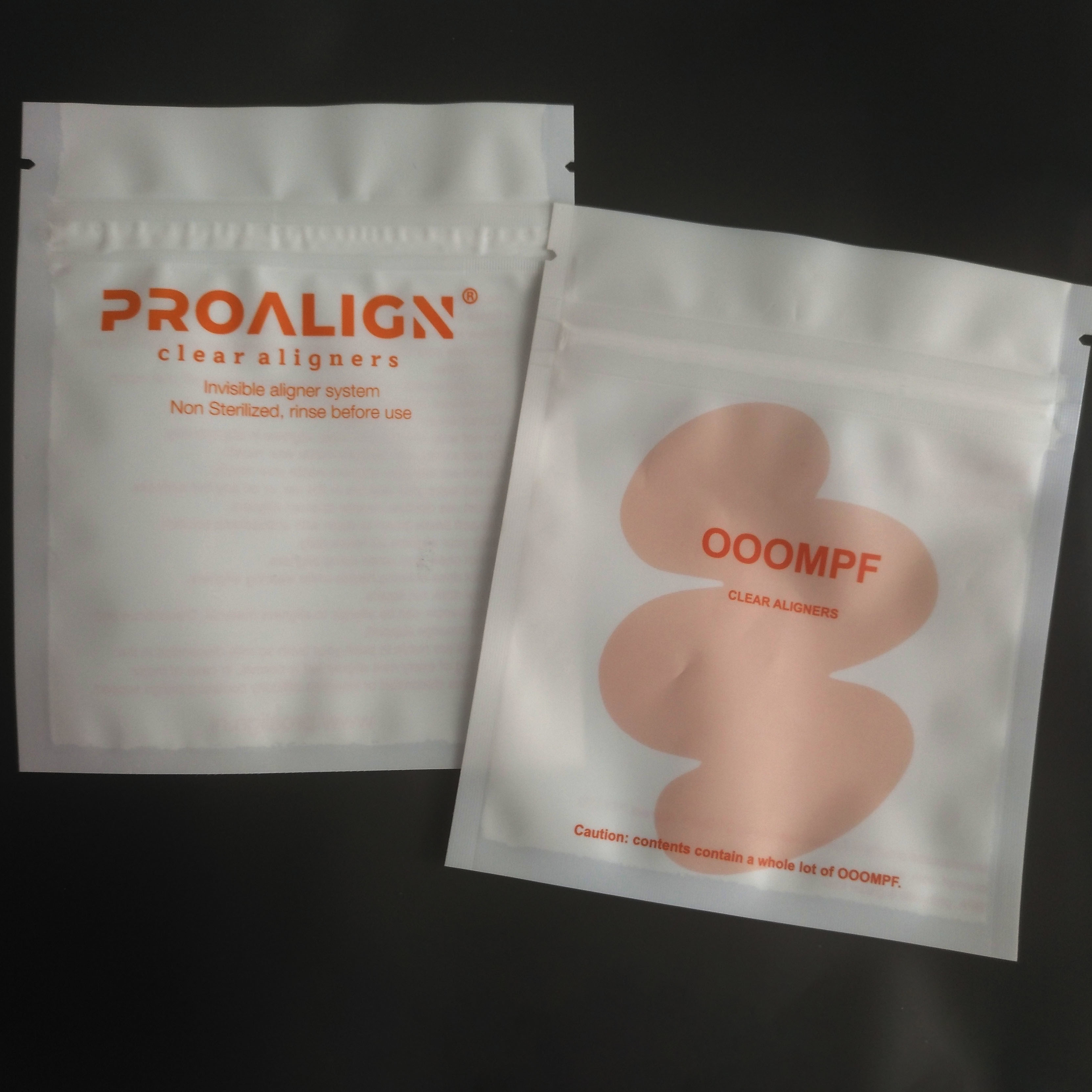 Serrure en plastique de fermeture éclair de MOPP Vmpet empaquetant l'OIN de Matte Teeth Clear Aligners