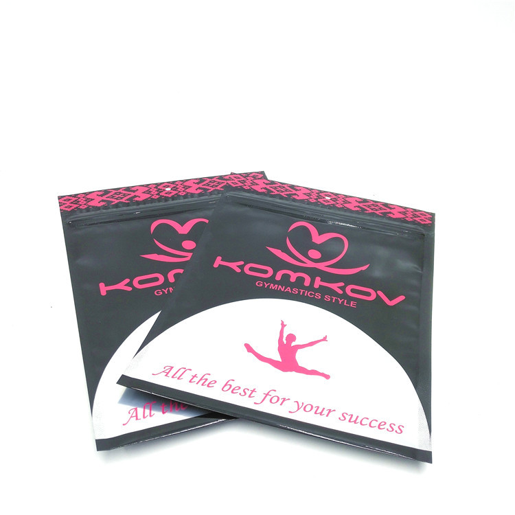 Sac en plastique zip-lock de tirette de la chaussette 13x21cm MOPP VMPET Pantone pour des chaussettes de sport