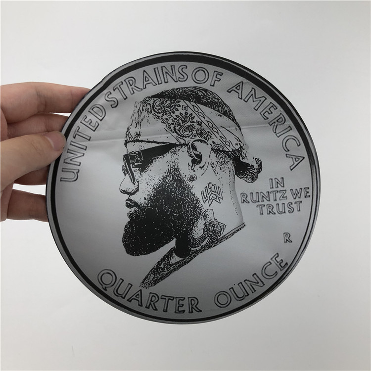 Le toucher doux 3.5g qu'en plastique emballe Mylar met en sac les poches irrégulières découpées avec des matrices avec le rond zip-lock forment des poches des biscuits 7g