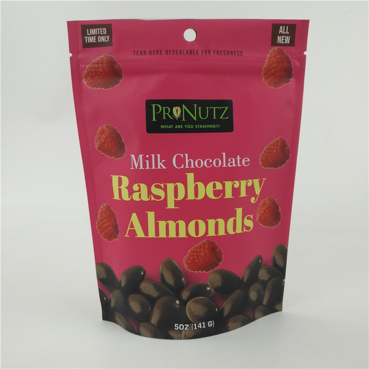 Le sachet en matière plastique comestible de VMPET CMYK a soudé à chaud des écrous de chocolat ébrèche 1.2C