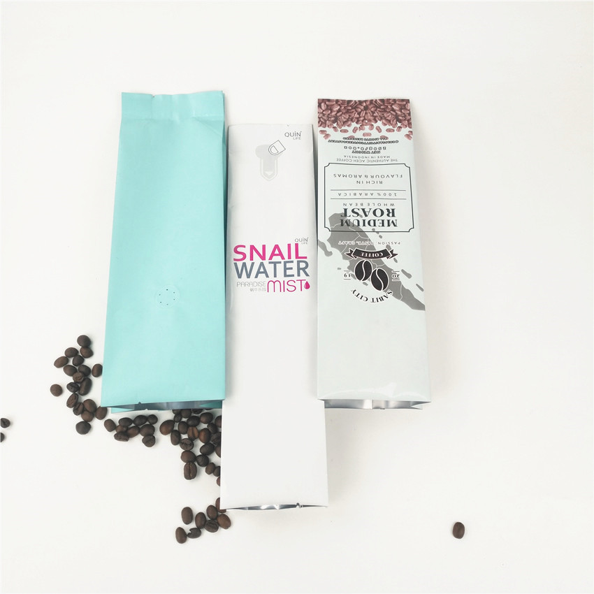 130mic CMYK a imprimé le sac zip-lock VMPET 10C MOPP Pantone avec propre logo