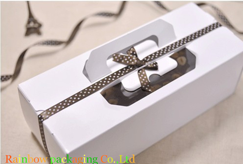 Poignée claire Matt de boîte d'emballage de chocolat de fenêtre/stratification recyclables de lustre