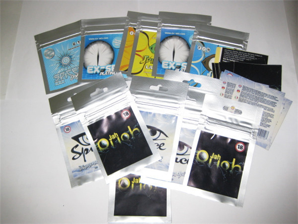 L'encens de fines herbes zip-lock supérieur adapté aux besoins du client met en sac la tirette pour le pot-pourri d'épice