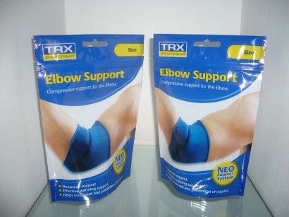 Le sport a imprimé tiennent les sachets en matière plastique empaquetant avec l'entaille zip-lock/larme